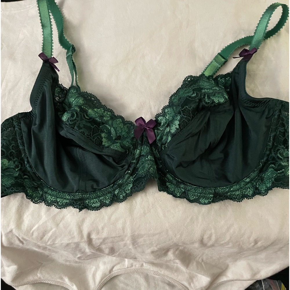 BEAUTIFUL BRA